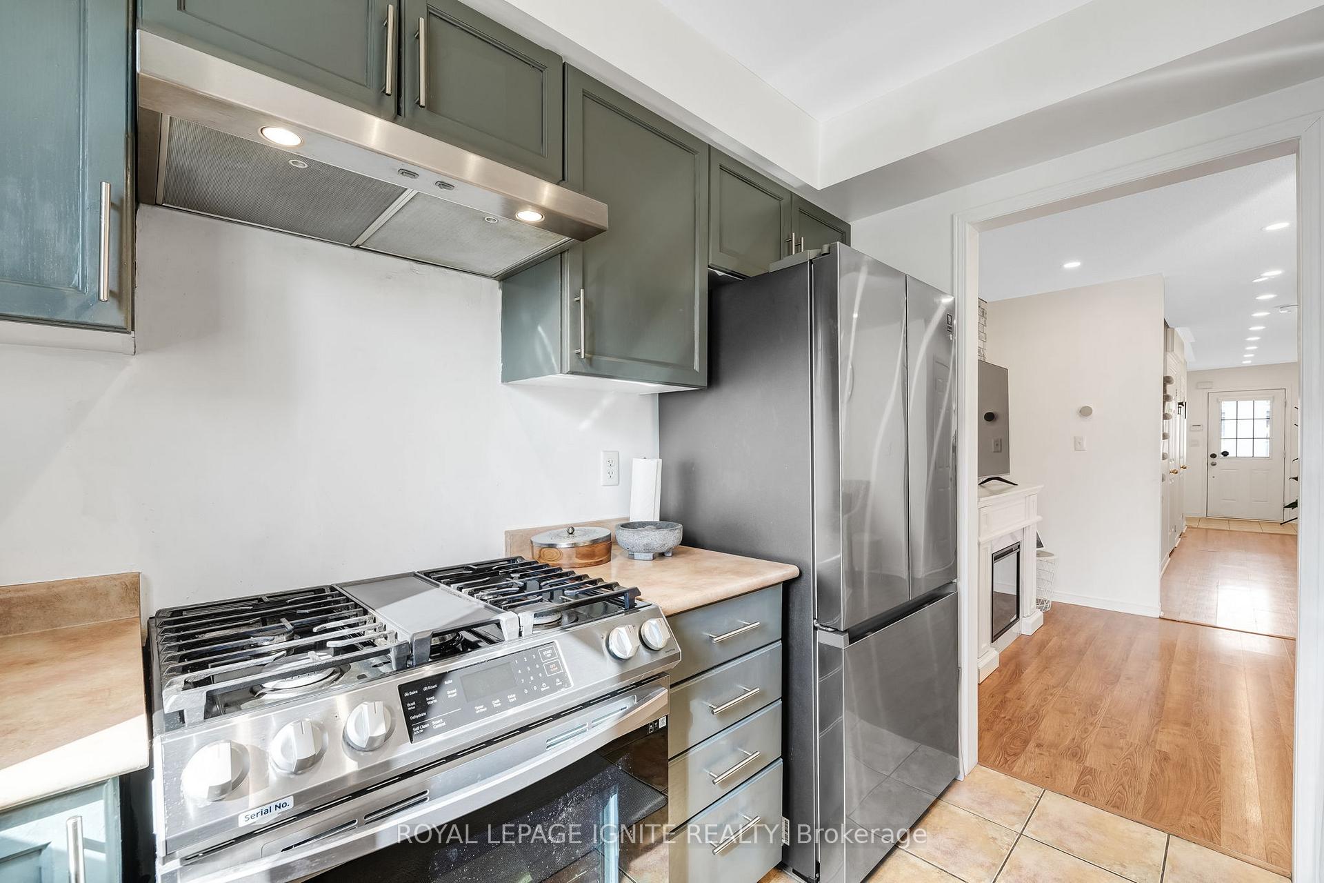 Photo 16 of 30 Bartolo Lane, Ajax, Central — HOMEH