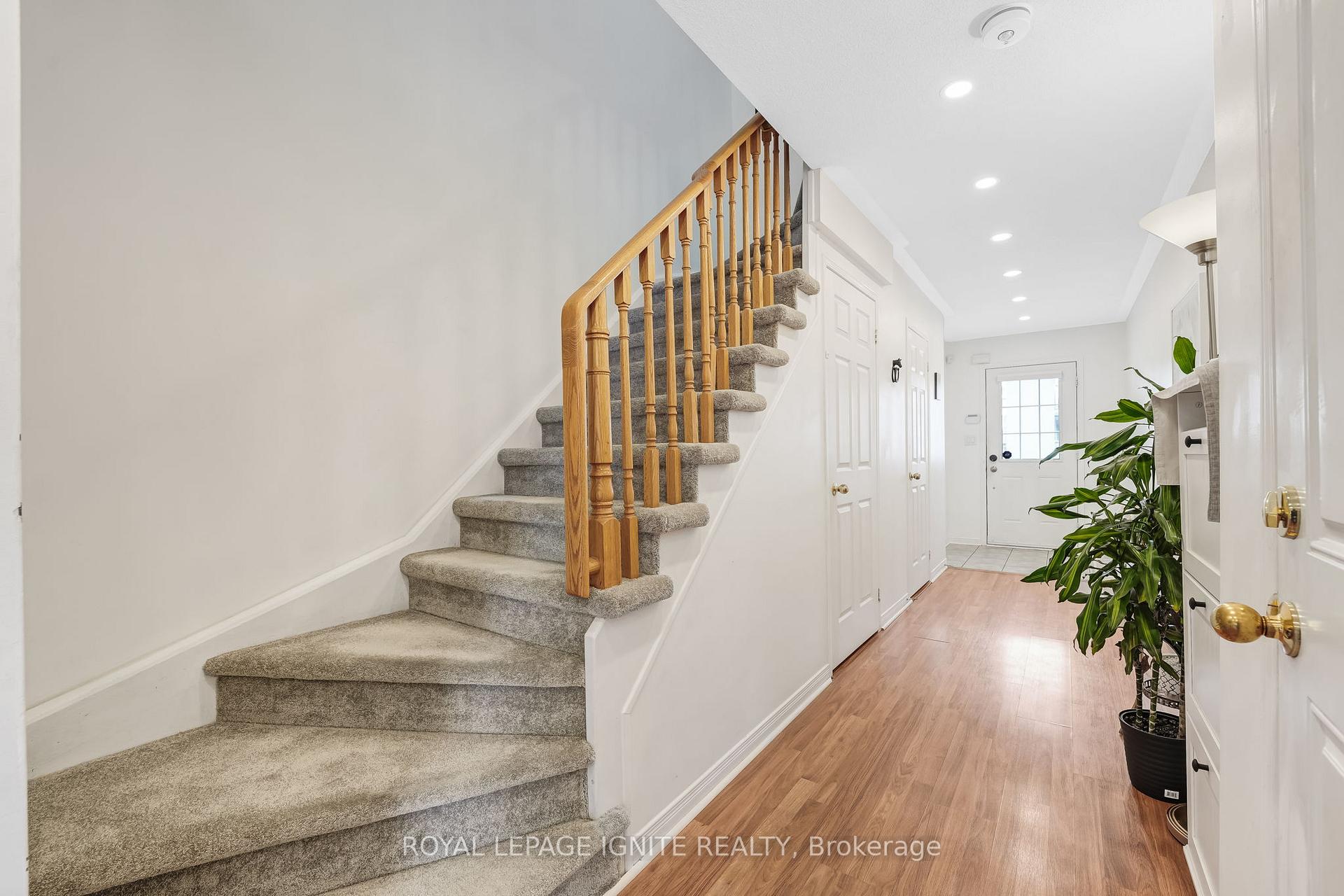 Photo 18 of 30 Bartolo Lane, Ajax, Central — HOMEH