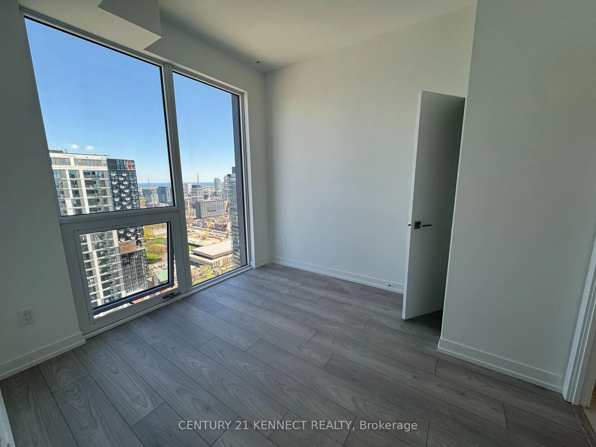 Photo 12 of Unit 3501, 82 Dalhousie Street, Toronto, Church-Yonge Corridor — HOMEH