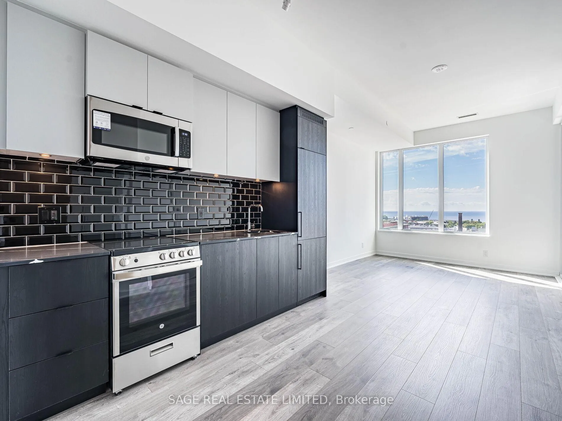 Photo 1 of Unit 1115, 285 Dufferin Street, Toronto, South Parkdale — HOMEH