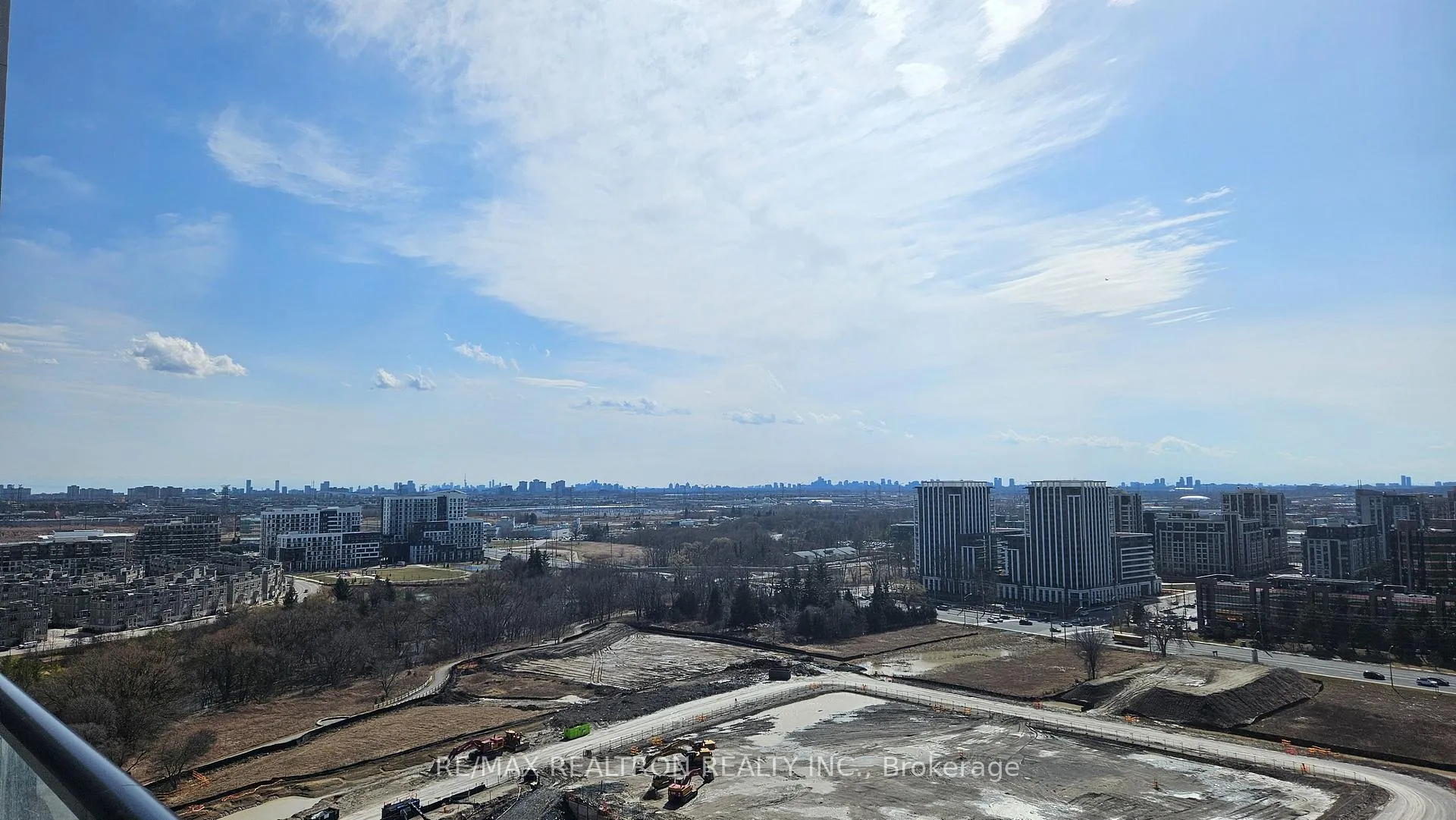 Photo 2 of Unit PH3, 38 Water Walk Drive, Markham, Unionville — HOMEH