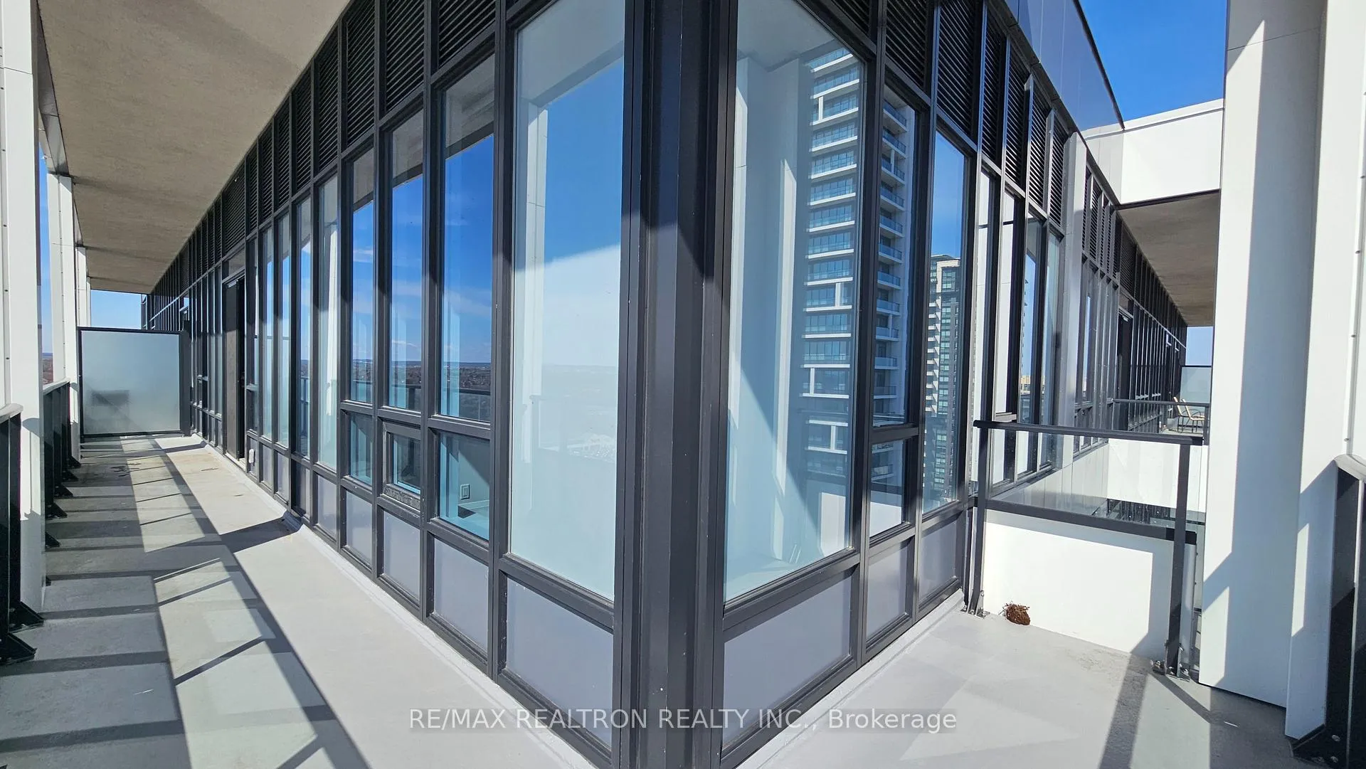 Photo 19 of Unit PH3, 38 Water Walk Drive, Markham, Unionville — HOMEH