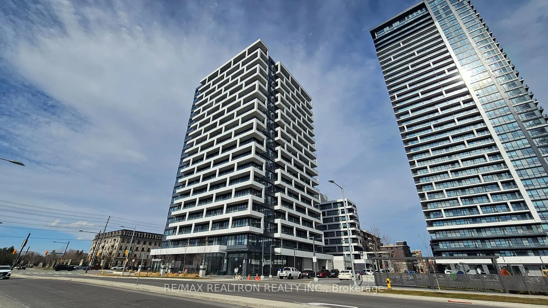 Photo 21 of Unit PH3, 38 Water Walk Drive, Markham, Unionville — HOMEH