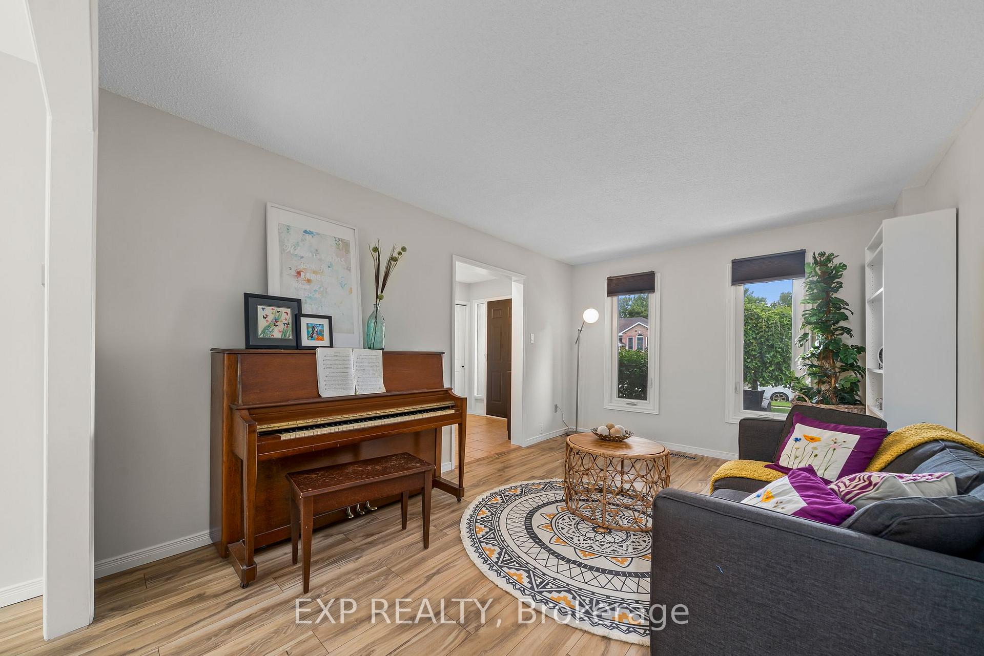Photo 8 of 841 Chipping Park Boulevard, Cobourg — HOMEH