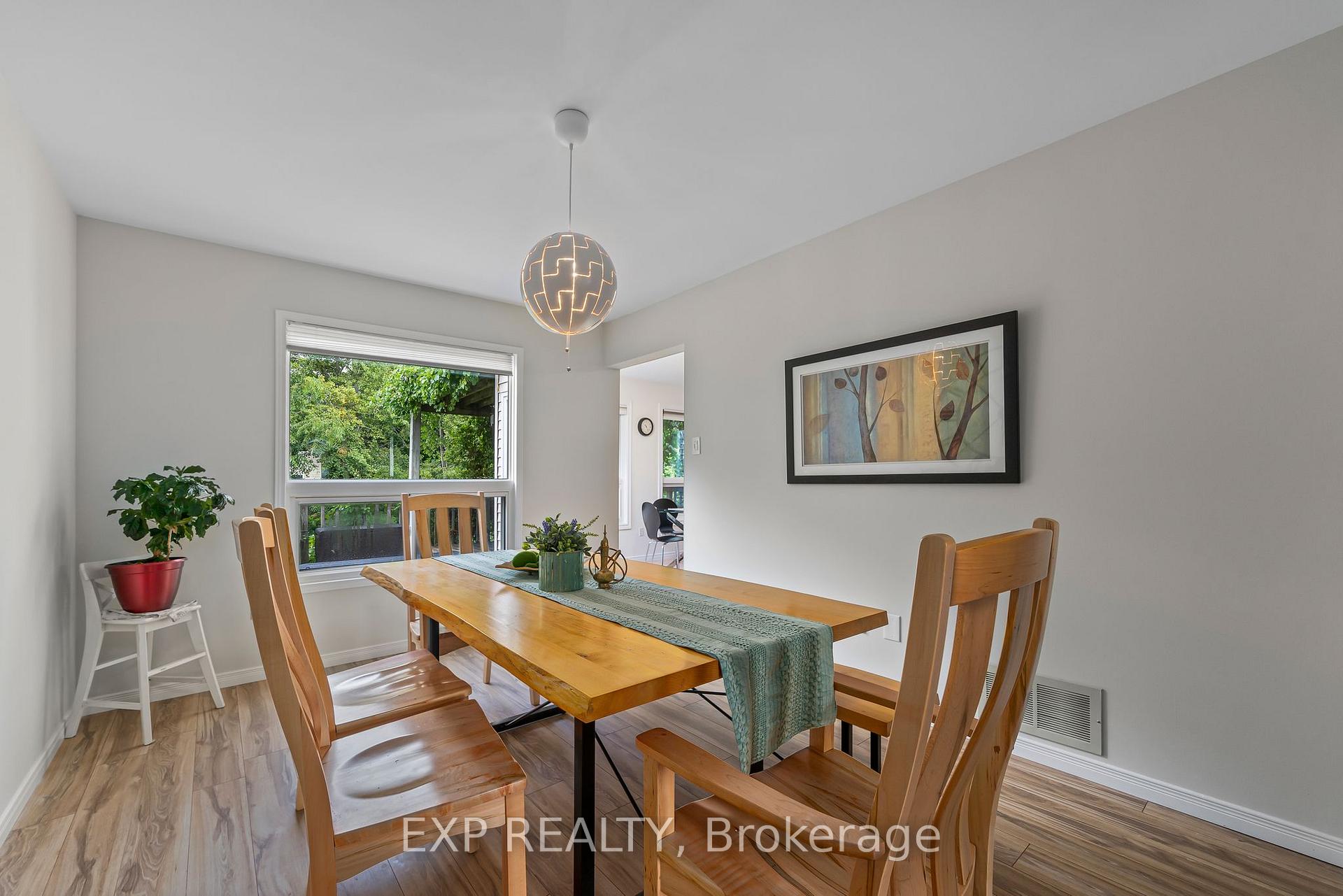 Photo 12 of 841 Chipping Park Boulevard, Cobourg — HOMEH