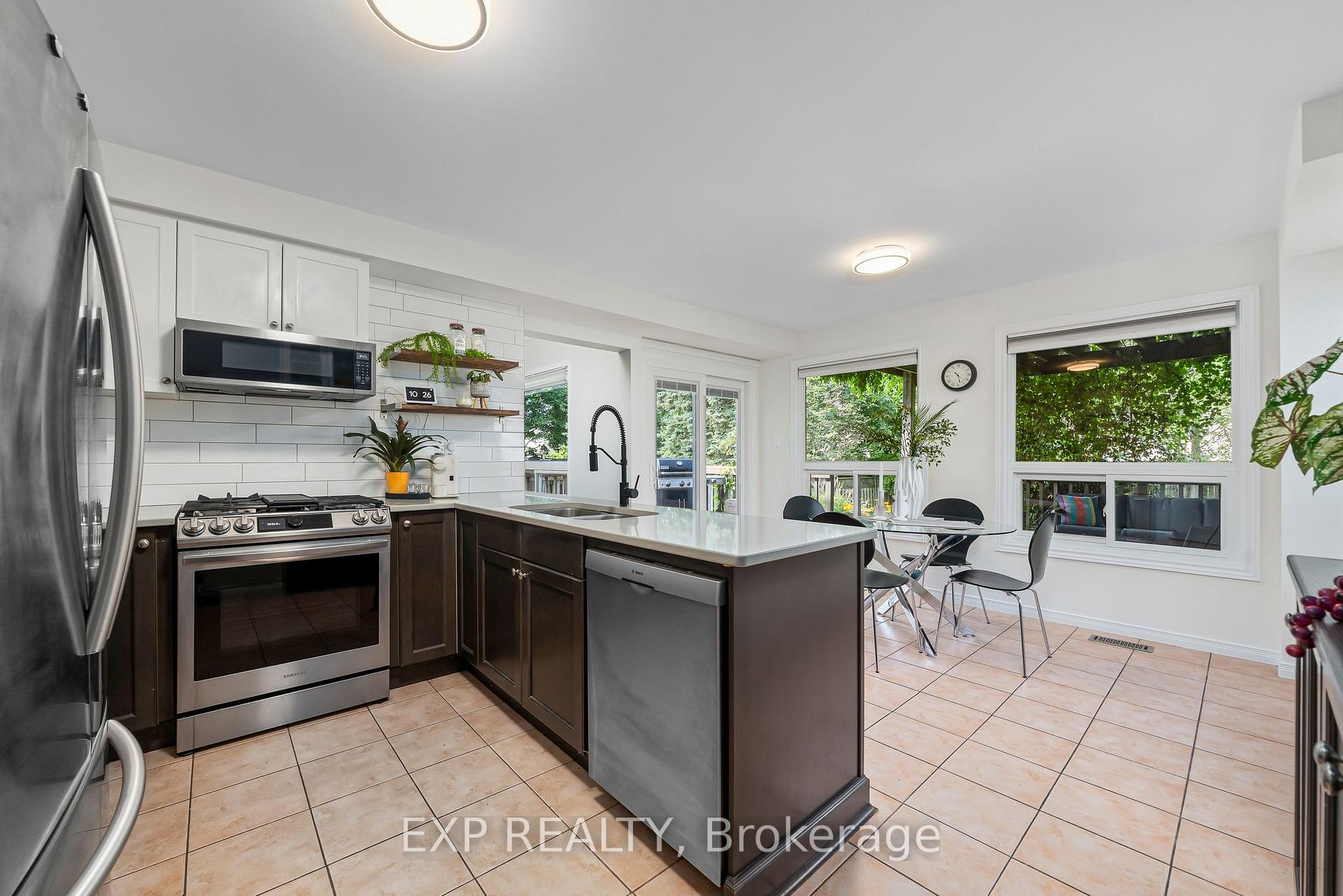 Photo 13 of 841 Chipping Park Boulevard, Cobourg — HOMEH