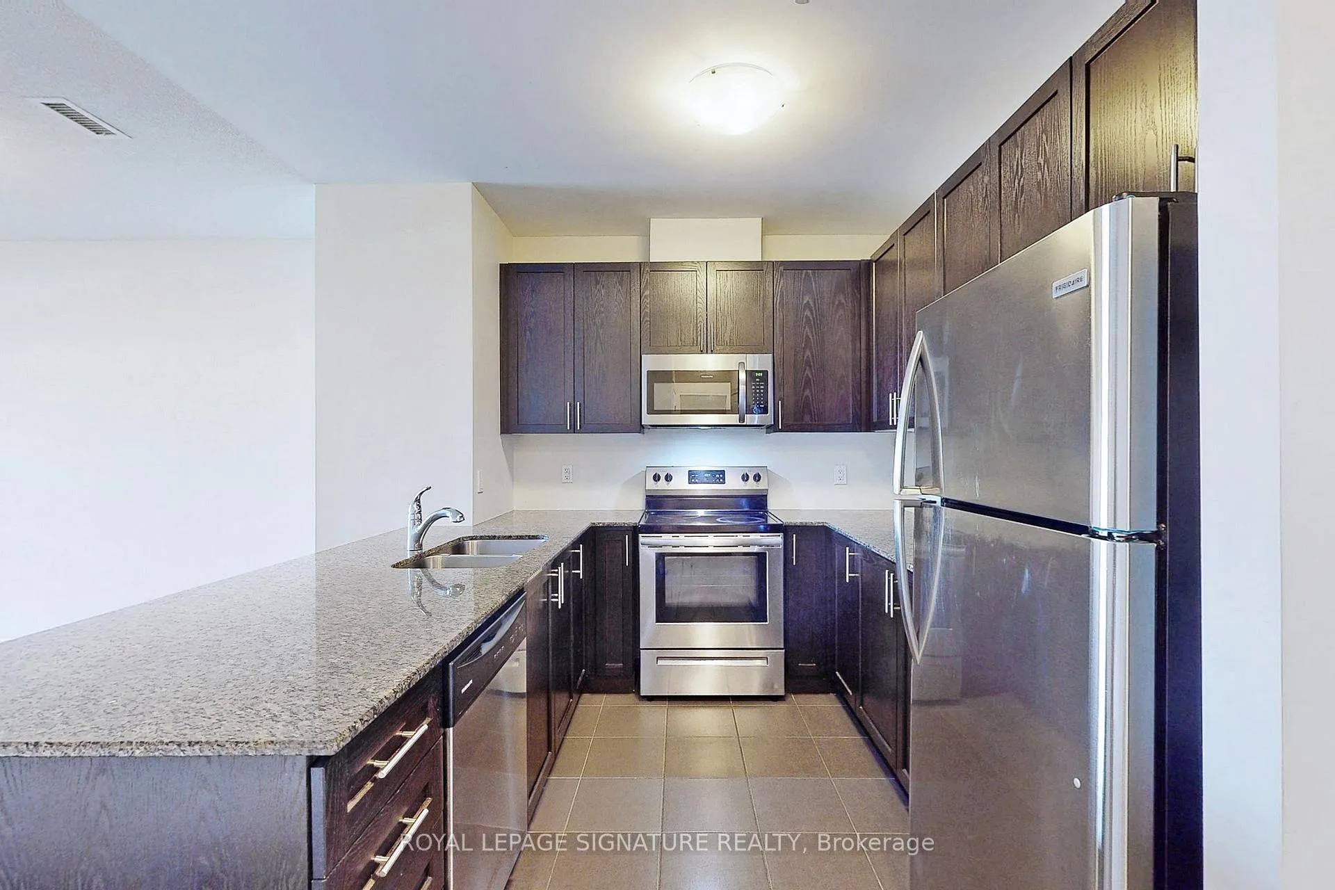 Photo 14 of Unit 433, 7325 Markham Road, Markham, Cedarwood — HOMEH