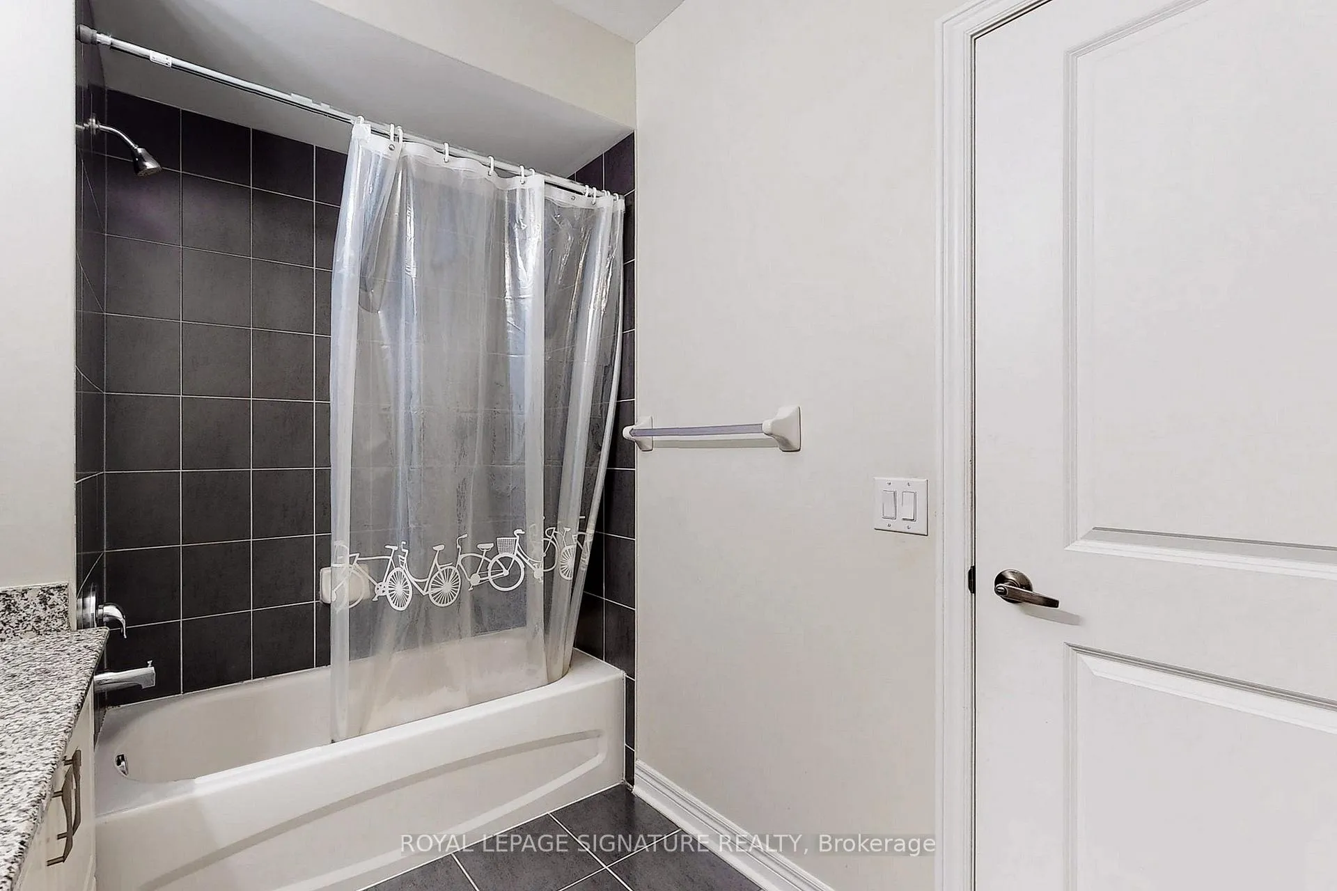 Photo 22 of Unit 433, 7325 Markham Road, Markham, Cedarwood — HOMEH