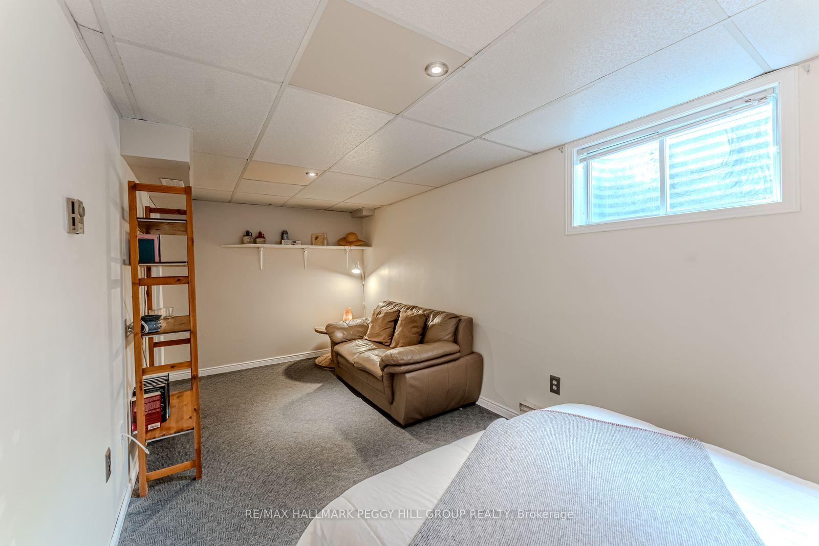 Photo 12 of 56 Maitland Drive, Barrie, Grove East — HOMEH