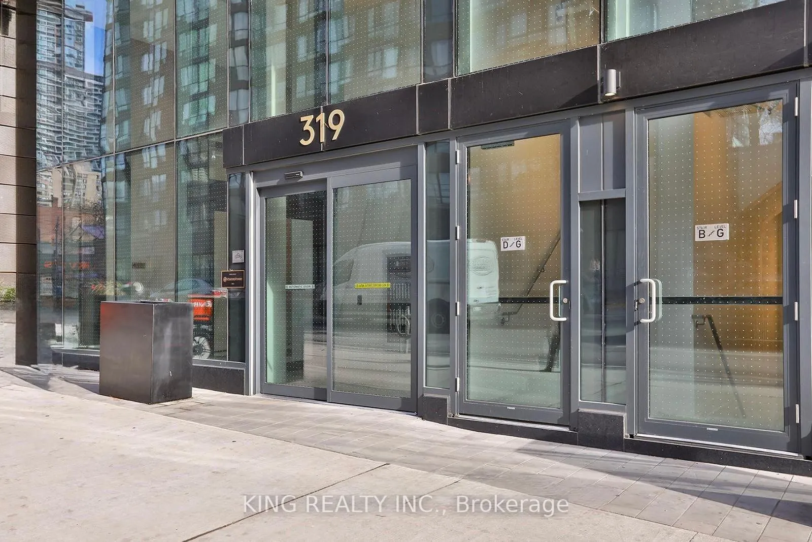 Photo 2 of Unit 1912, 319 Jarvis Street, Toronto, Church-Yonge Corridor — HOMEH