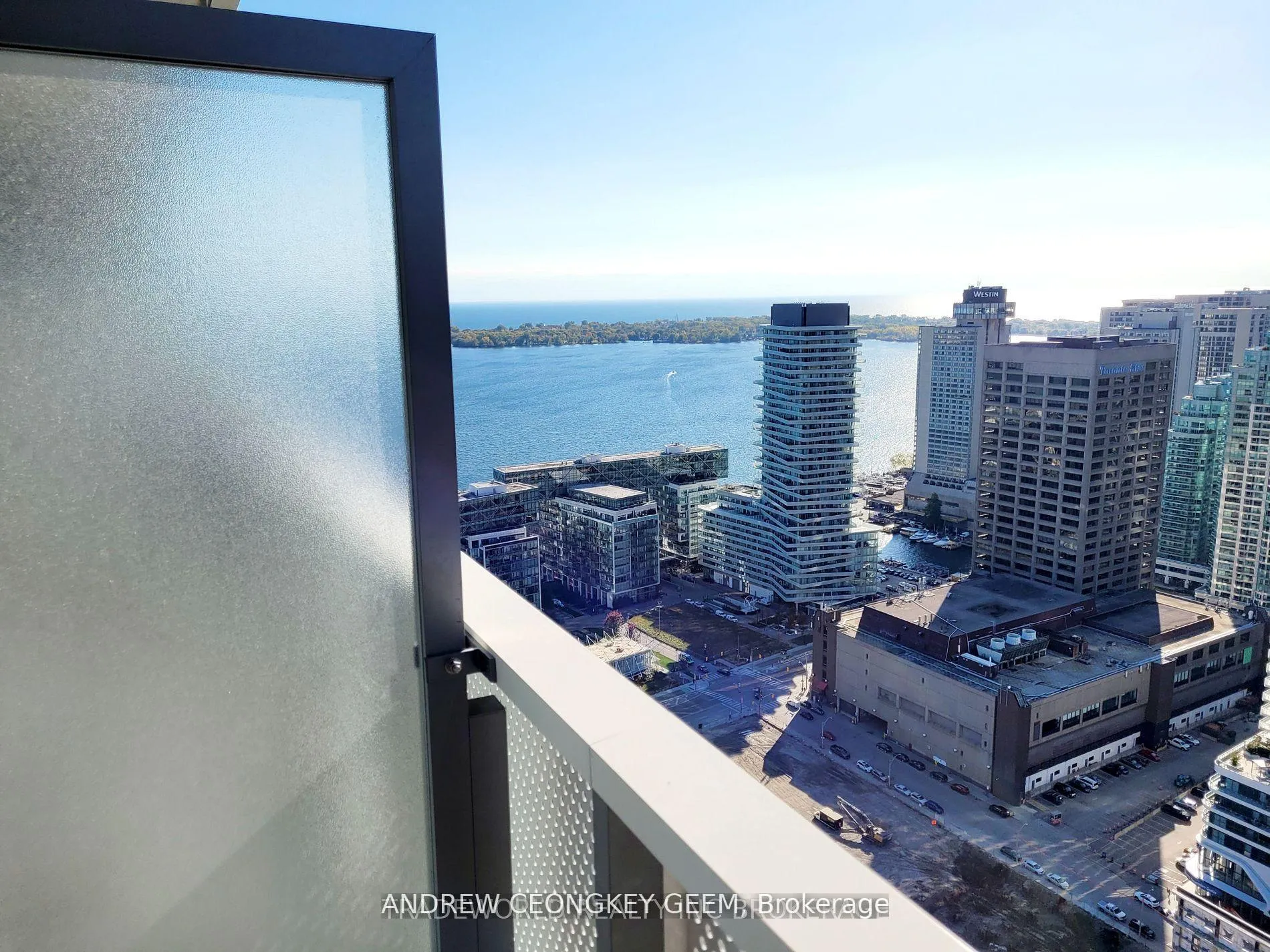 Photo 4 of Unit 4301, 55 Cooper Street, Toronto, Waterfront Communities — HOMEH