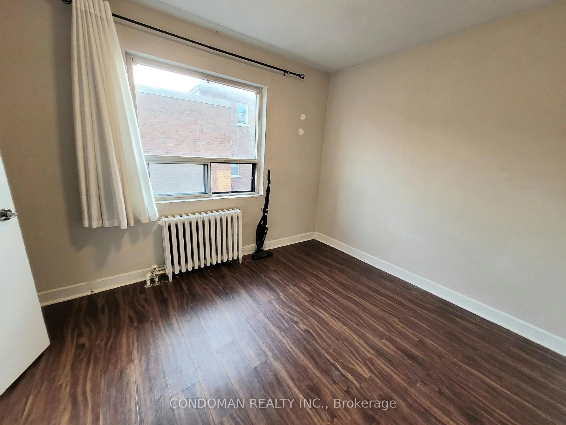 Photo 2 of Unit 306, 852 Broadview Avenue, Toronto, Playter Estates-Danforth — HOMEH