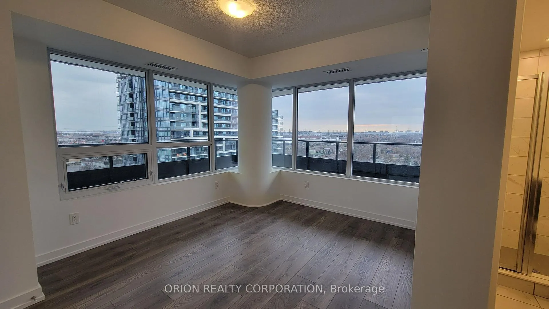 Photo 7 of Unit 1204, 1435 Celebration Drive, Pickering, Bay Ridges — HOMEH