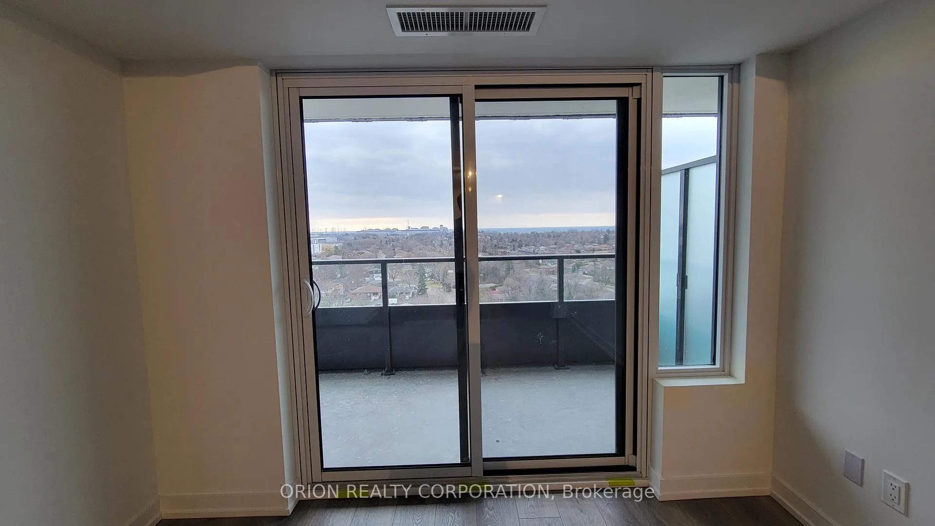 Photo 15 of Unit 1204, 1435 Celebration Drive, Pickering, Bay Ridges — HOMEH