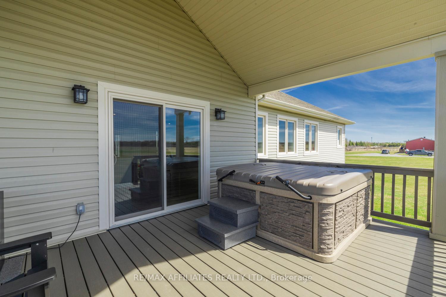 Photo 8 of 295 Upper Dwyer Hill Road, Ottawa, Huntley Ward (South West) — HOMEH