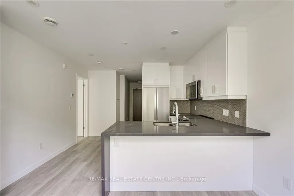 Photo 12 of Unit 302, 479 Charlton Avenue E, Hamilton, Stinson — HOMEH