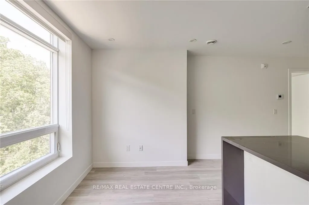 Photo 14 of Unit 302, 479 Charlton Avenue E, Hamilton, Stinson — HOMEH