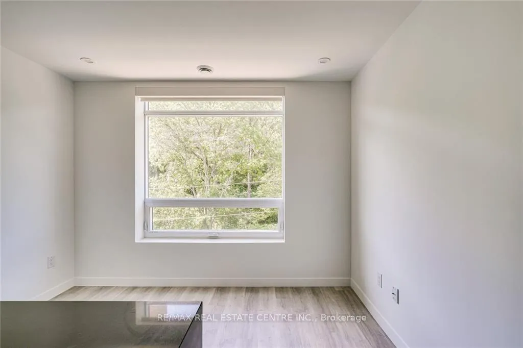 Photo 16 of Unit 302, 479 Charlton Avenue E, Hamilton, Stinson — HOMEH