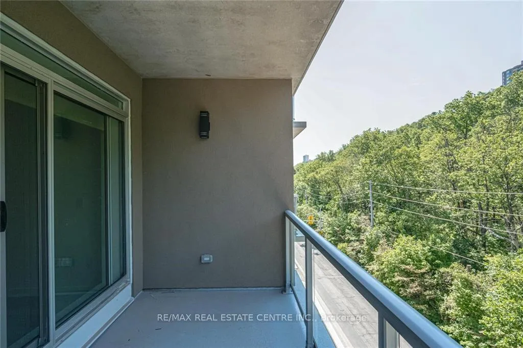 Photo 22 of Unit 302, 479 Charlton Avenue E, Hamilton, Stinson — HOMEH