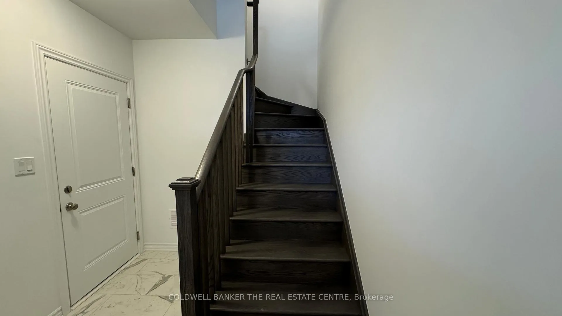 Photo 5 of Unit 22, 40 Springdale Avenue, Caledon, Rural Caledon — HOMEH
