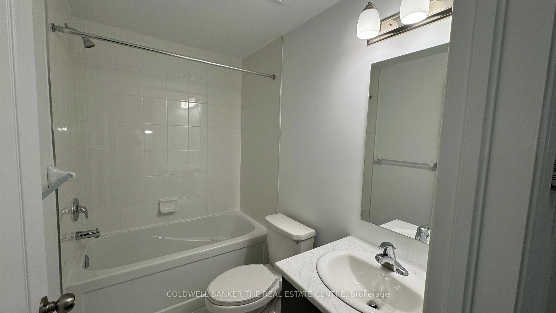 Photo 19 of Unit 22, 40 Springdale Avenue, Caledon, Rural Caledon — HOMEH