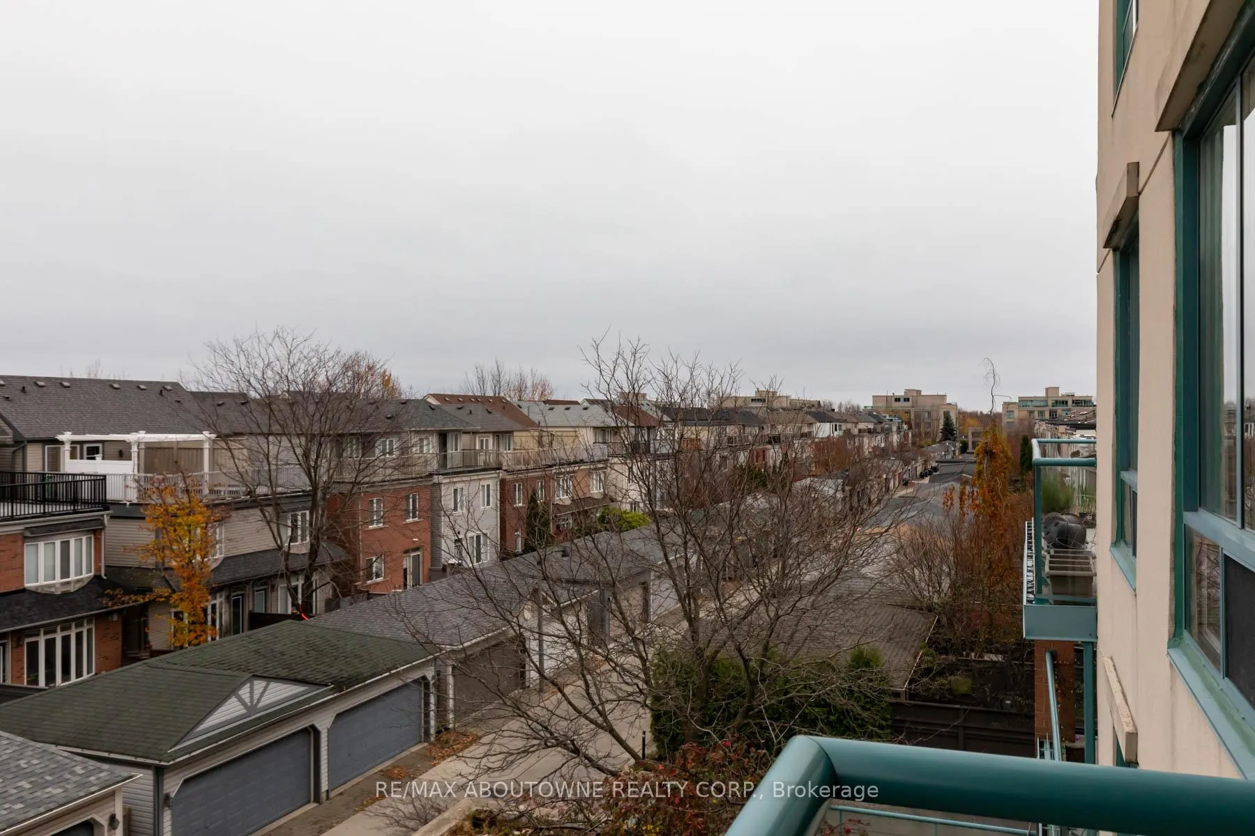Photo 24 of Unit 404, 1733 Queen Street E, Toronto, The Beaches — HOMEH
