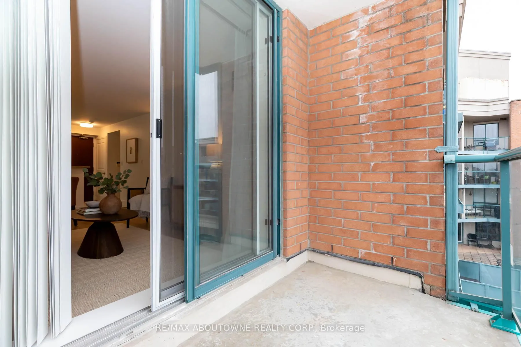 Photo 26 of Unit 404, 1733 Queen Street E, Toronto, The Beaches — HOMEH