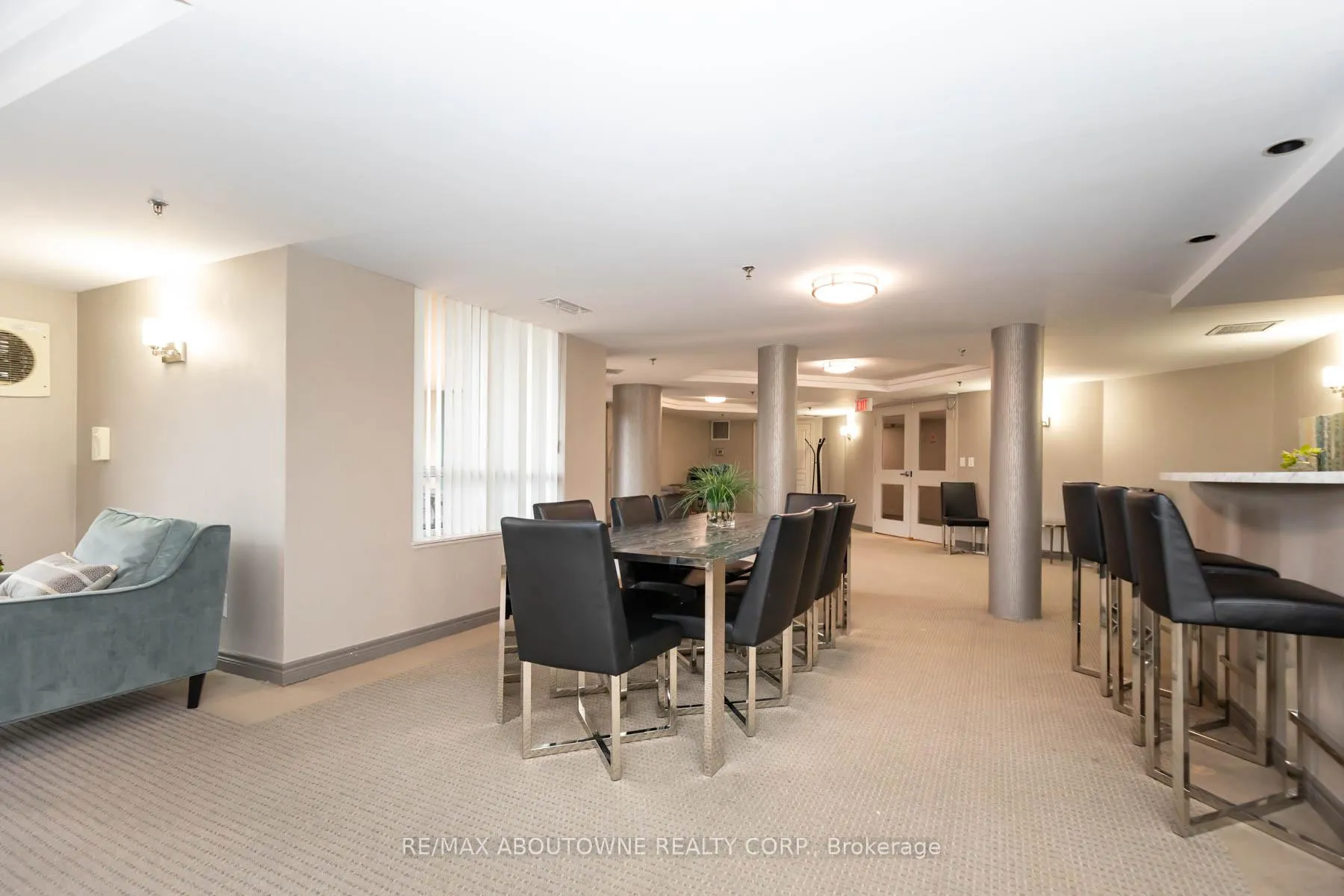 Photo 28 of Unit 404, 1733 Queen Street E, Toronto, The Beaches — HOMEH