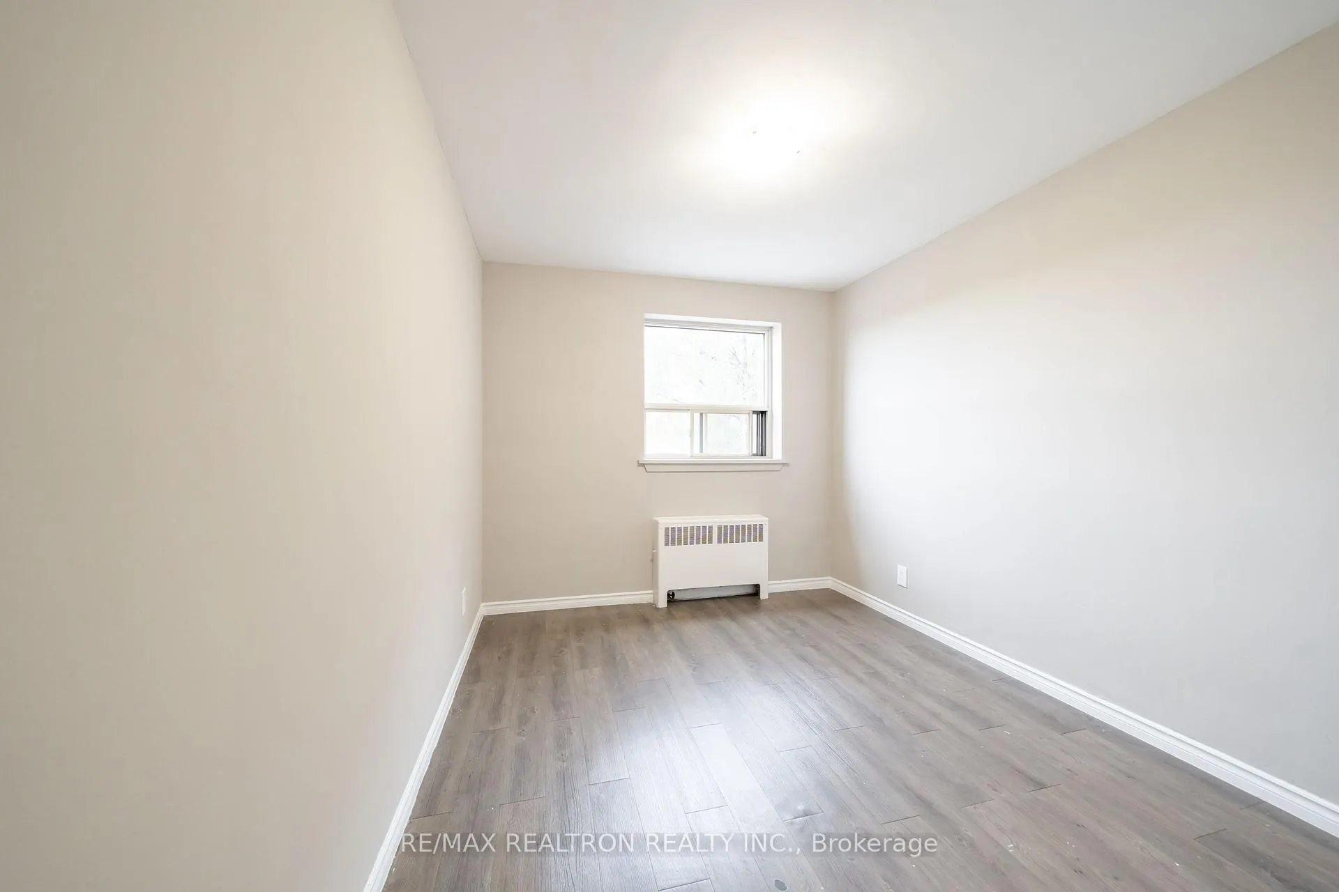 Photo 2 of Unit 219B, 468 Ottawa Street, Hamilton, Corktown — HOMEH