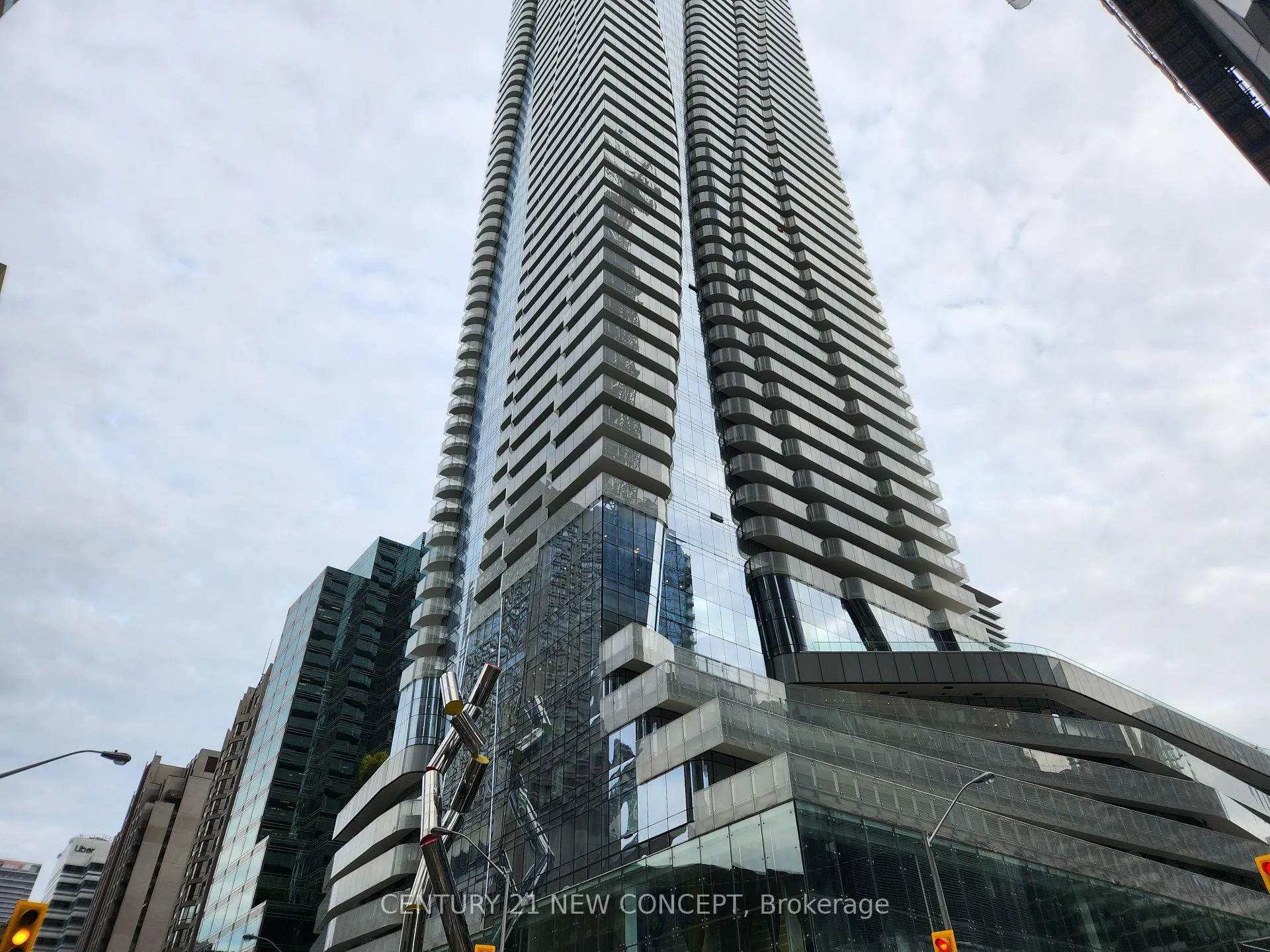 Photo 2 of Unit 1806, 1 Bloor Street E, Toronto, Church-Yonge Corridor — HOMEH