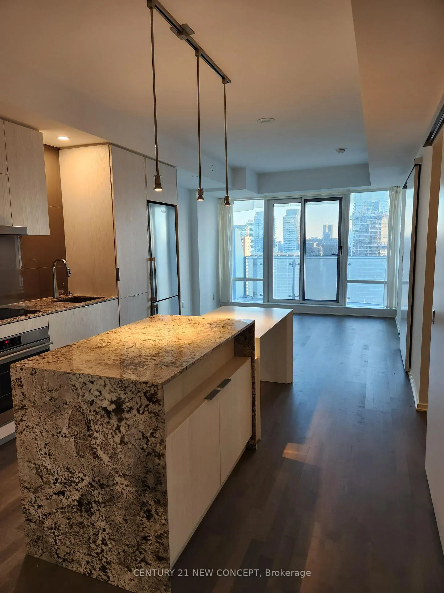 Photo 4 of Unit 1806, 1 Bloor Street E, Toronto, Church-Yonge Corridor — HOMEH
