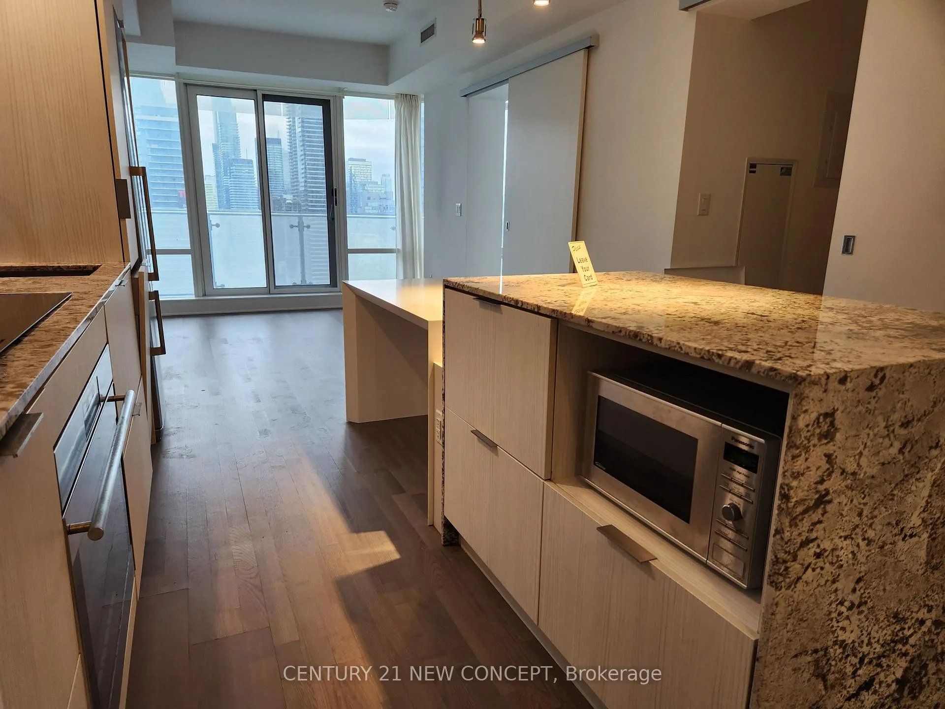Photo 6 of Unit 1806, 1 Bloor Street E, Toronto, Church-Yonge Corridor — HOMEH