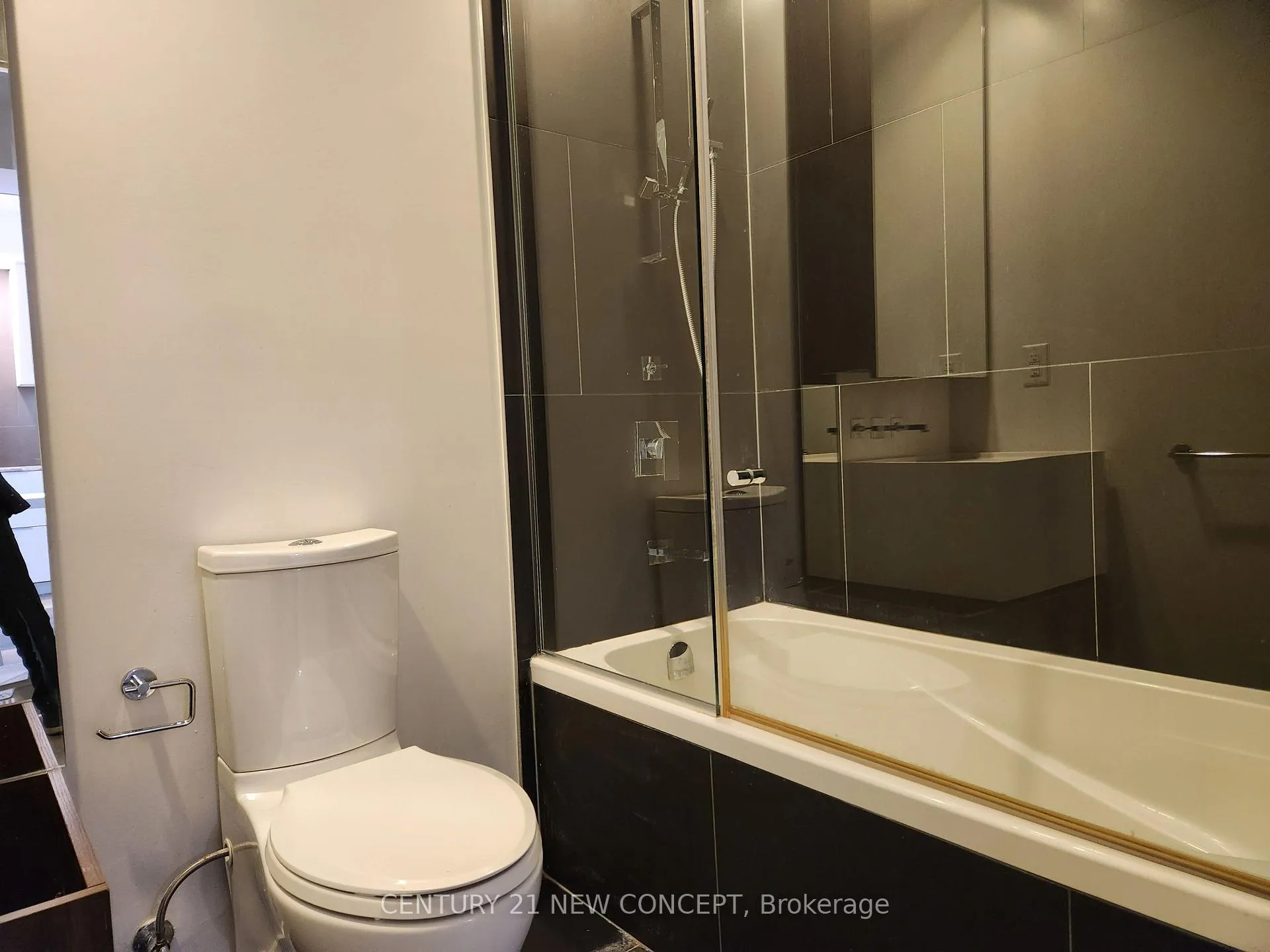 Photo 15 of Unit 1806, 1 Bloor Street E, Toronto, Church-Yonge Corridor — HOMEH