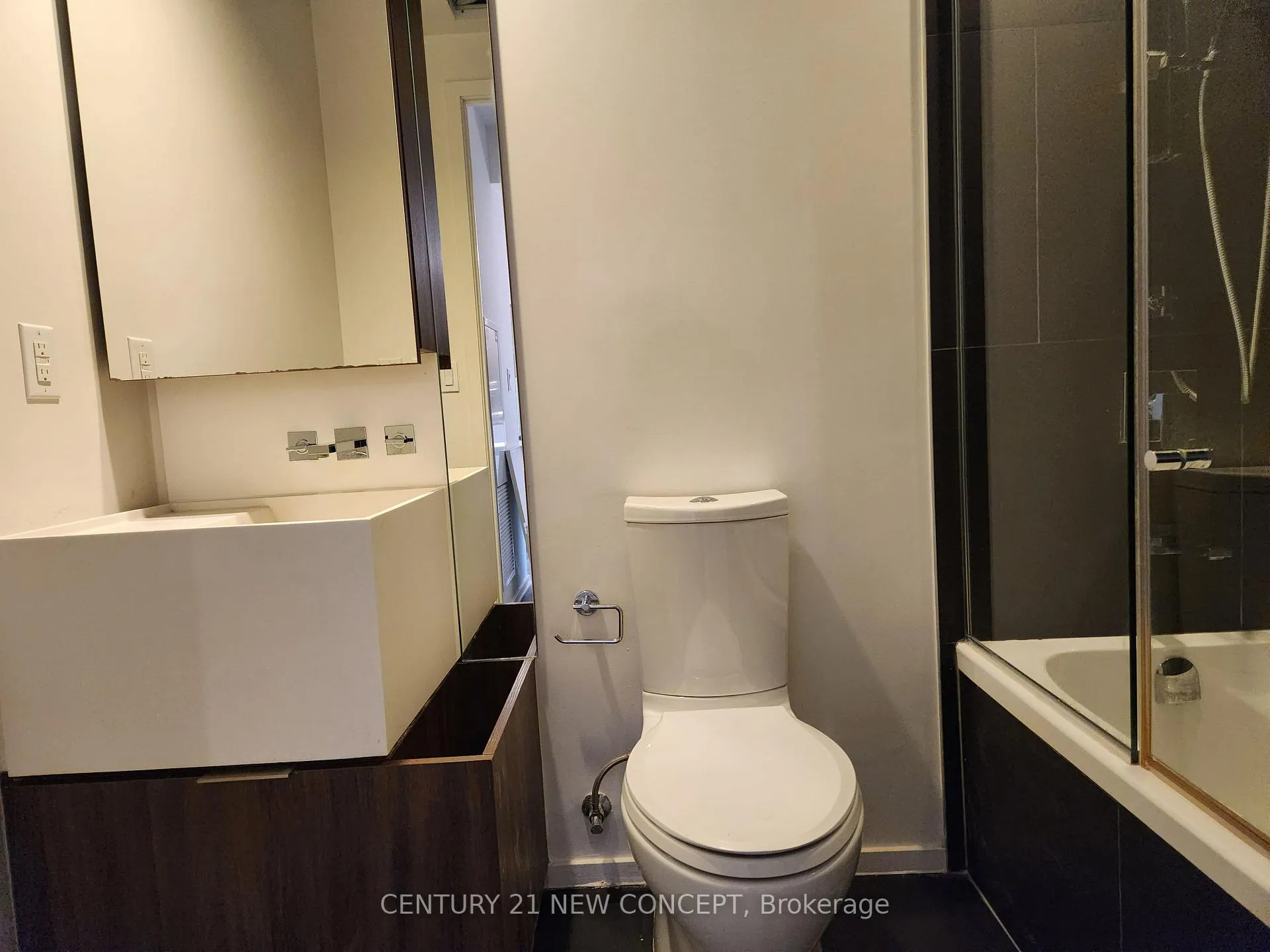 Photo 16 of Unit 1806, 1 Bloor Street E, Toronto, Church-Yonge Corridor — HOMEH