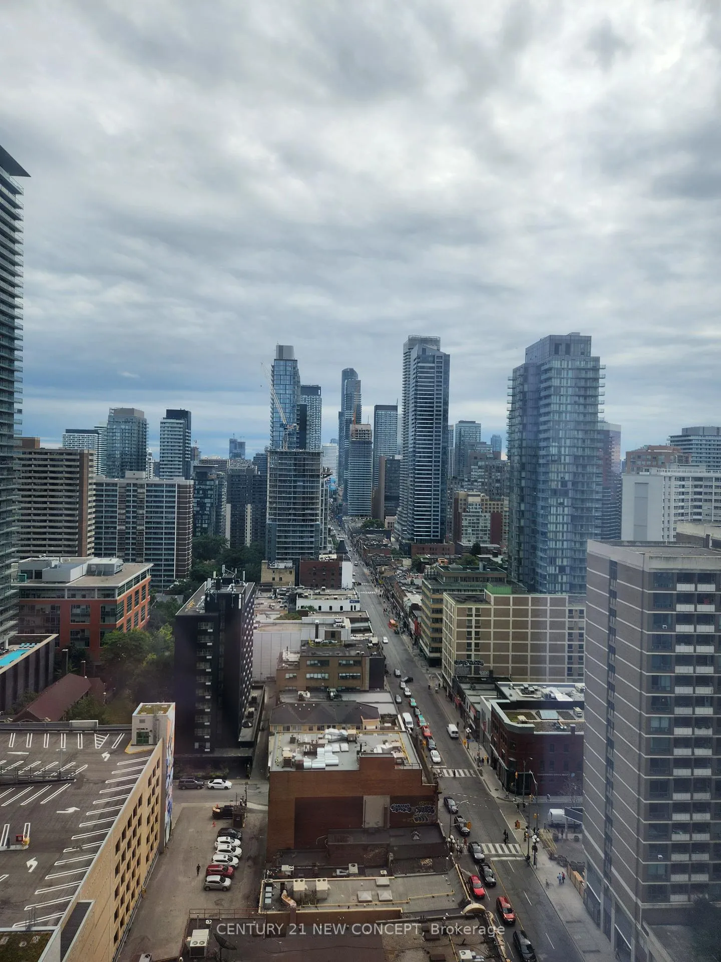 Photo 18 of Unit 1806, 1 Bloor Street E, Toronto, Church-Yonge Corridor — HOMEH