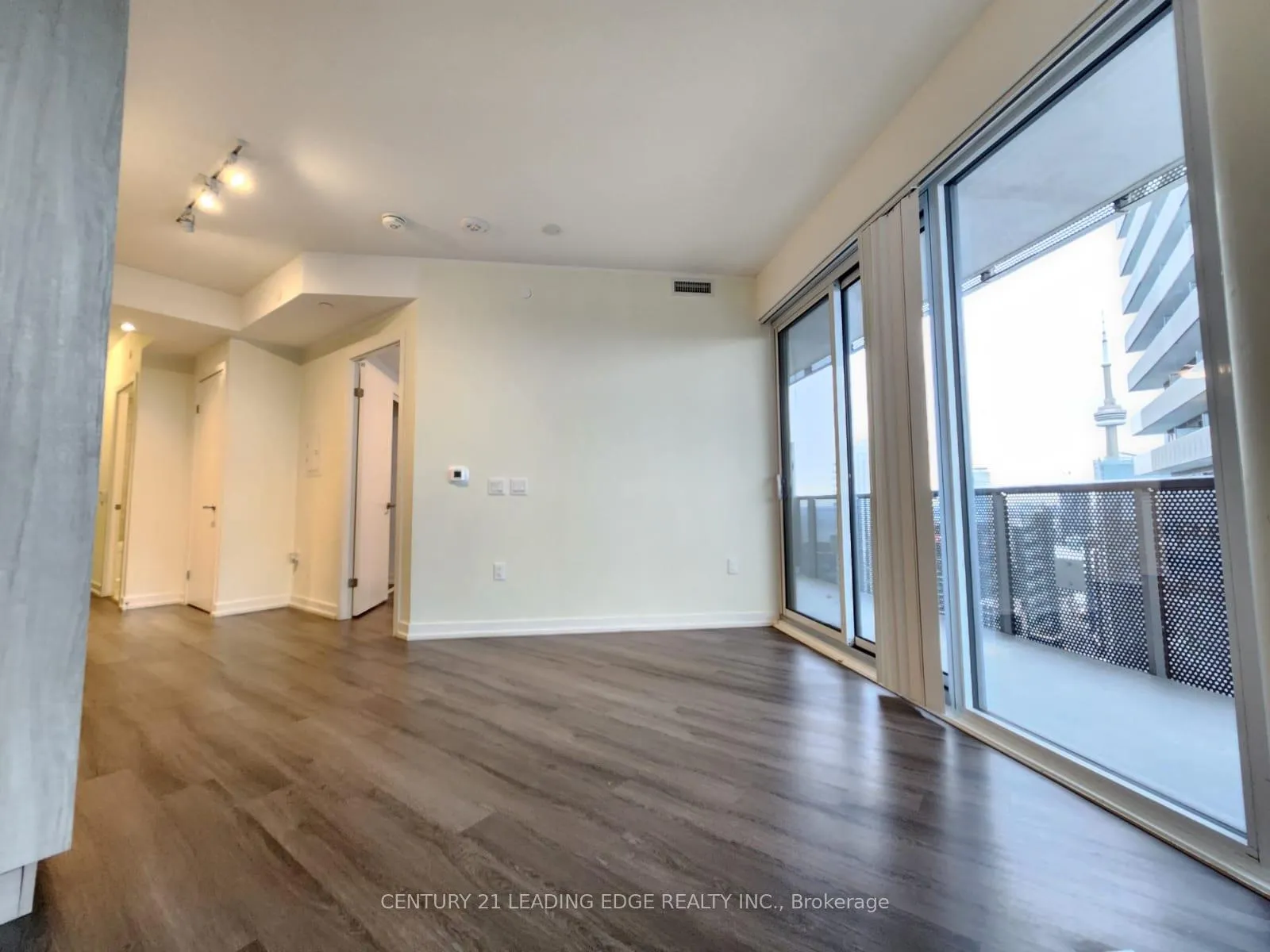Photo 2 of Unit 6812, 138 Downes Street, Toronto, Waterfront Communities — HOMEH