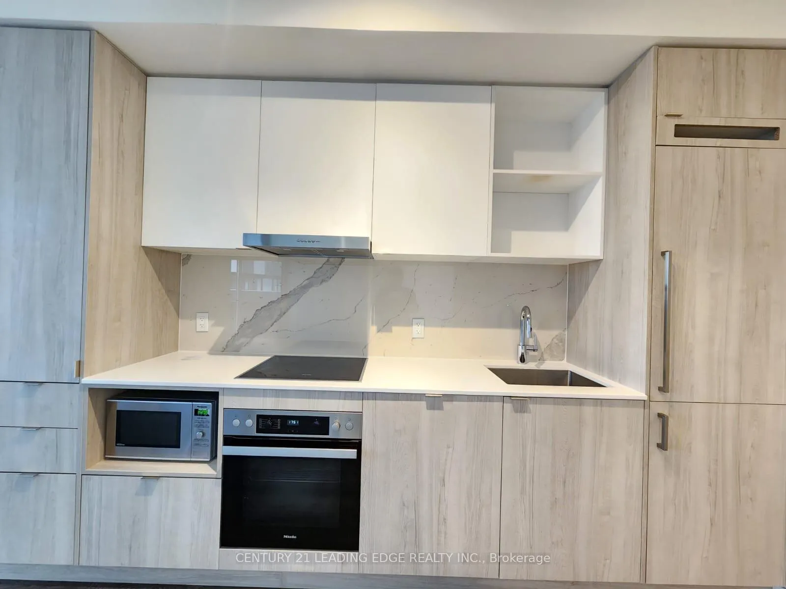 Photo 5 of Unit 6812, 138 Downes Street, Toronto, Waterfront Communities — HOMEH
