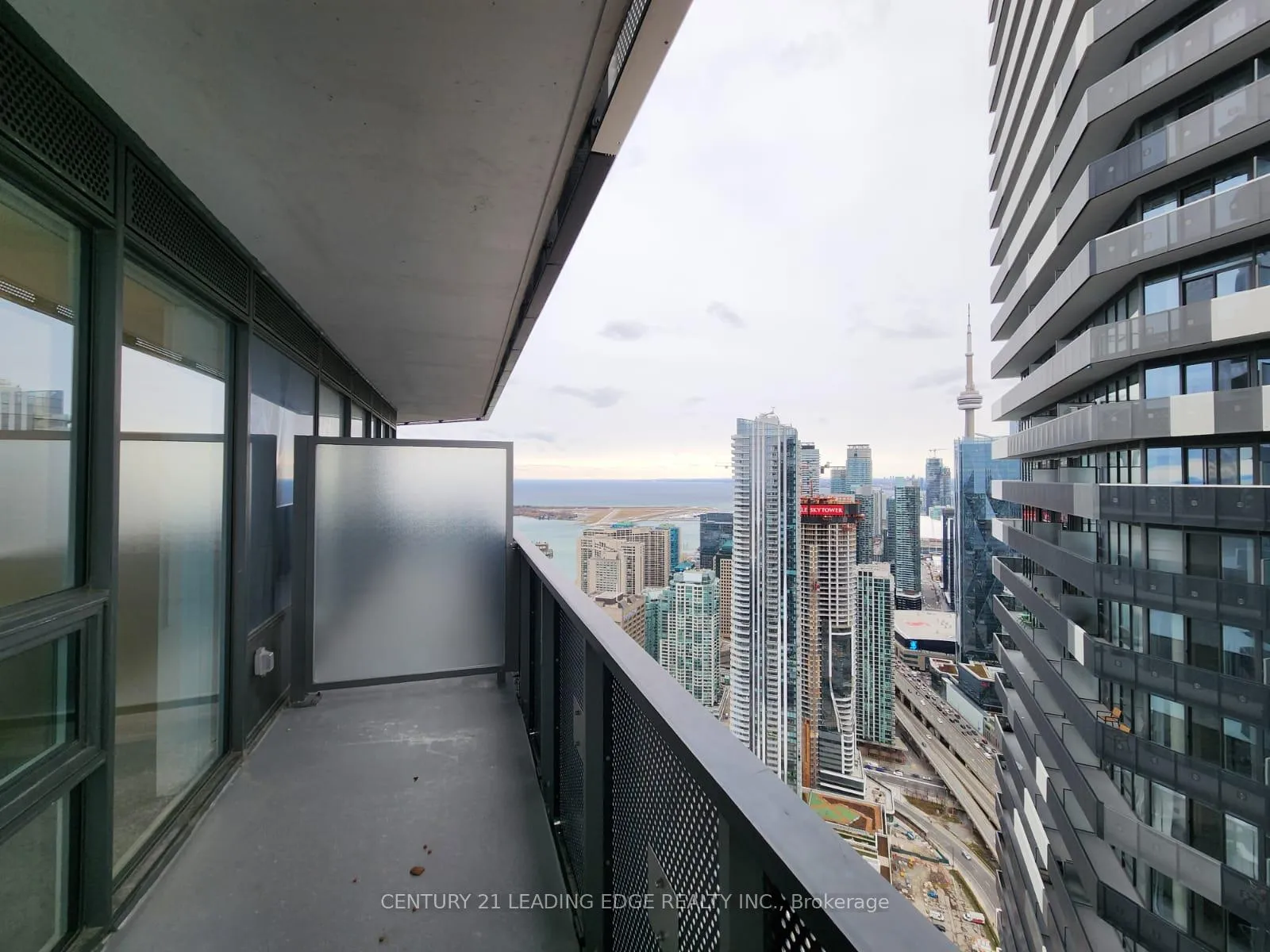 Photo 11 of Unit 6812, 138 Downes Street, Toronto, Waterfront Communities — HOMEH