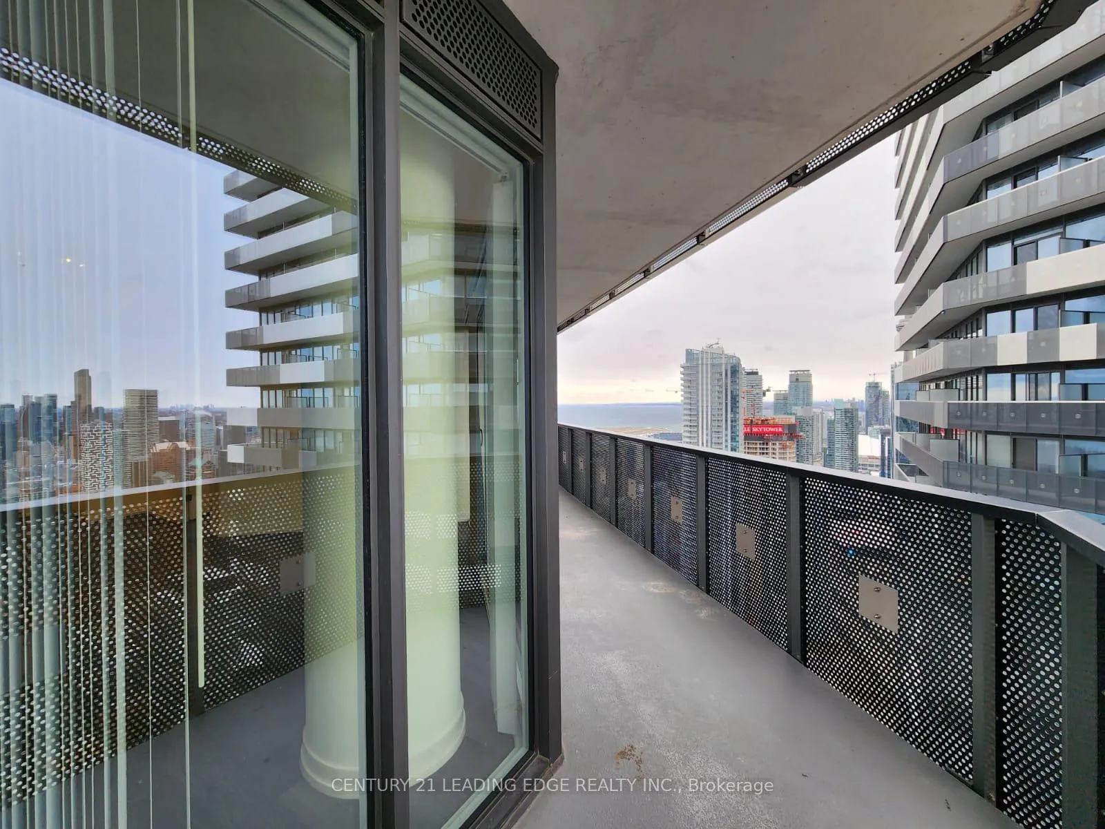 Photo 13 of Unit 6812, 138 Downes Street, Toronto, Waterfront Communities — HOMEH