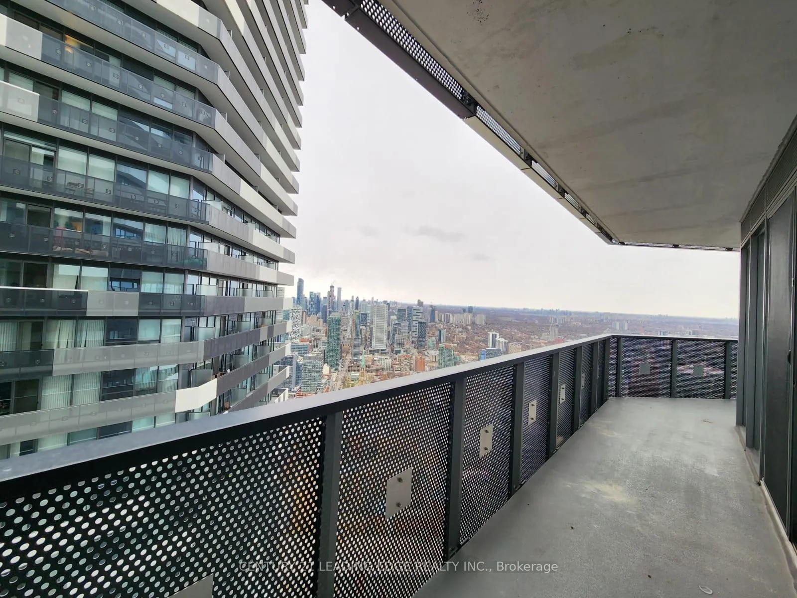 Photo 14 of Unit 6812, 138 Downes Street, Toronto, Waterfront Communities — HOMEH