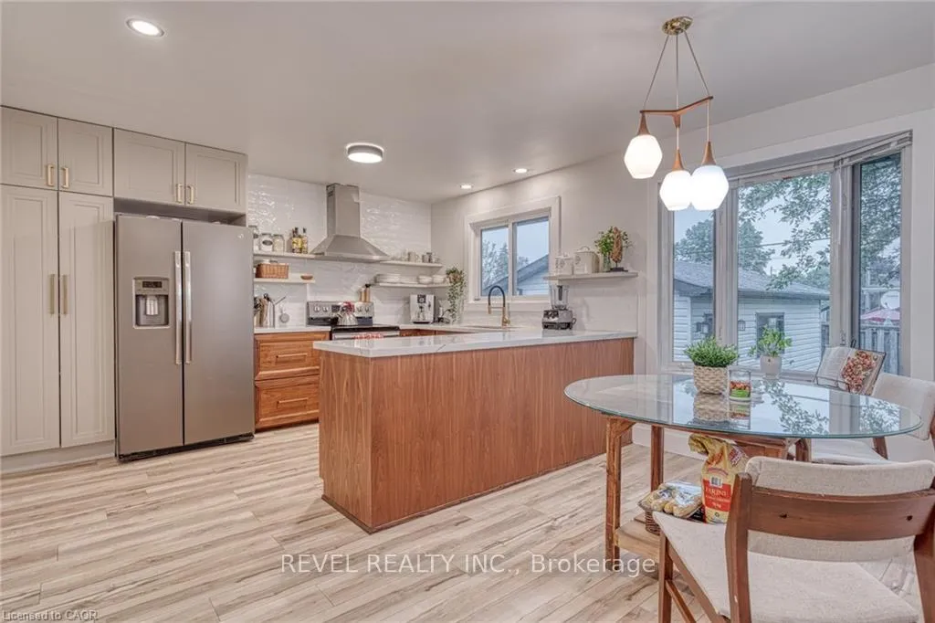 Photo 16 of 1141 Mohawk Road E, Hamilton, Huntington — HOMEH