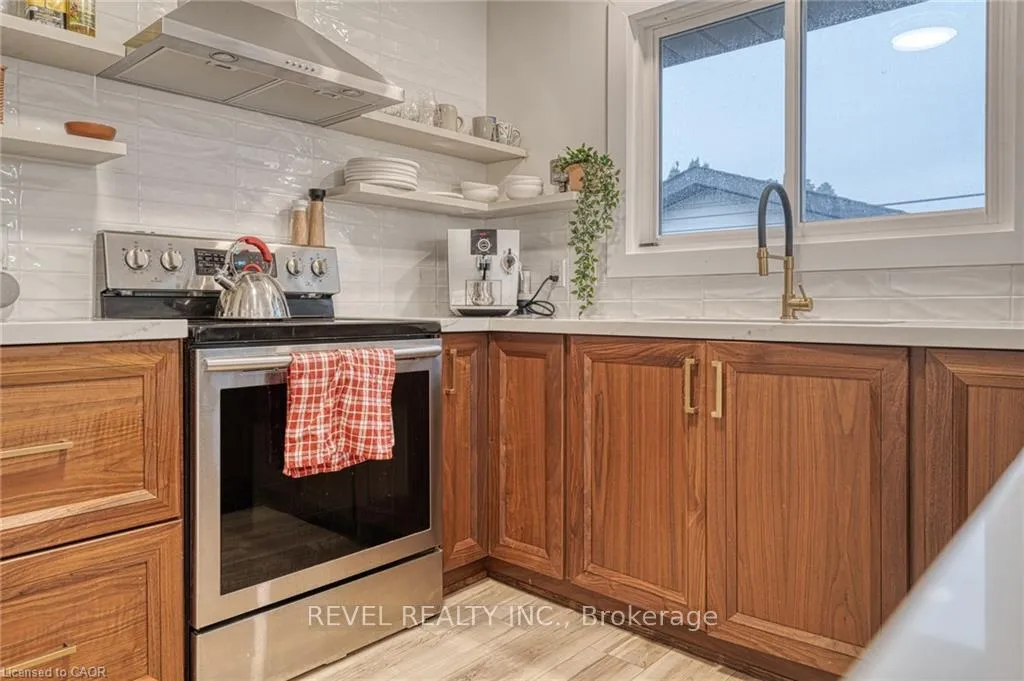 Photo 18 of 1141 Mohawk Road E, Hamilton, Huntington — HOMEH