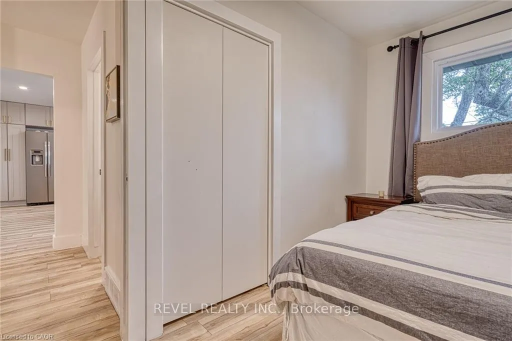 Photo 25 of 1141 Mohawk Road E, Hamilton, Huntington — HOMEH