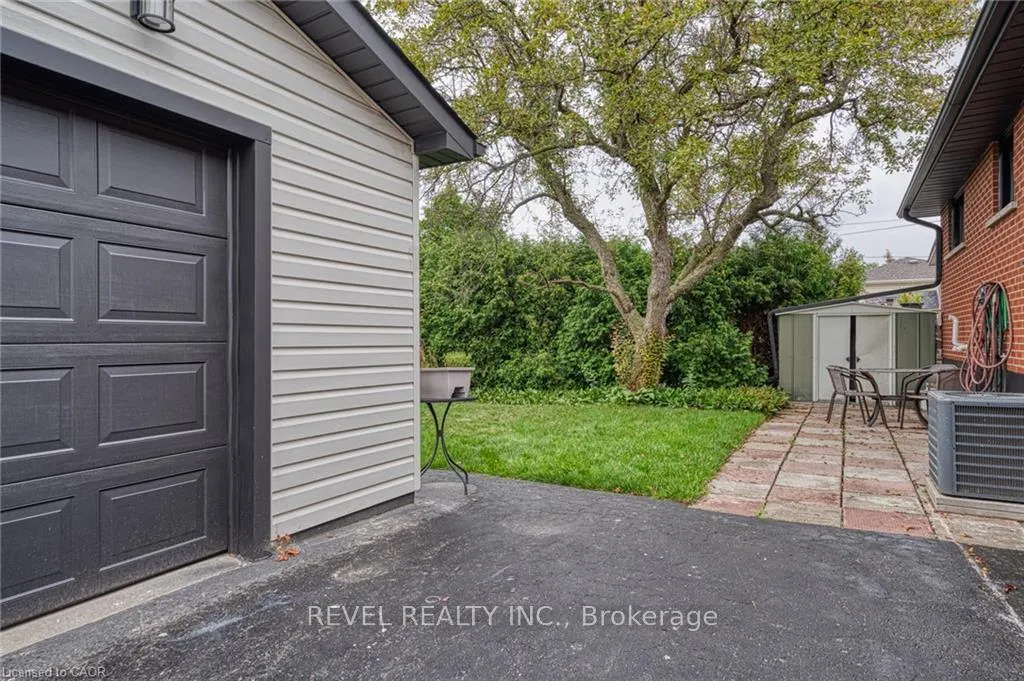 Photo 45 of 1141 Mohawk Road E, Hamilton, Huntington — HOMEH