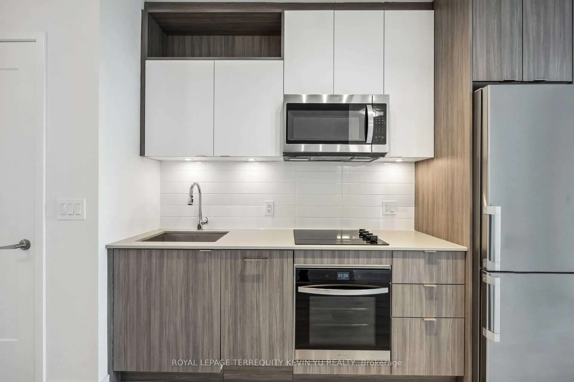 Photo 8 of Unit 1004, 70 Princess Street, Toronto, Waterfront Communities — HOMEH