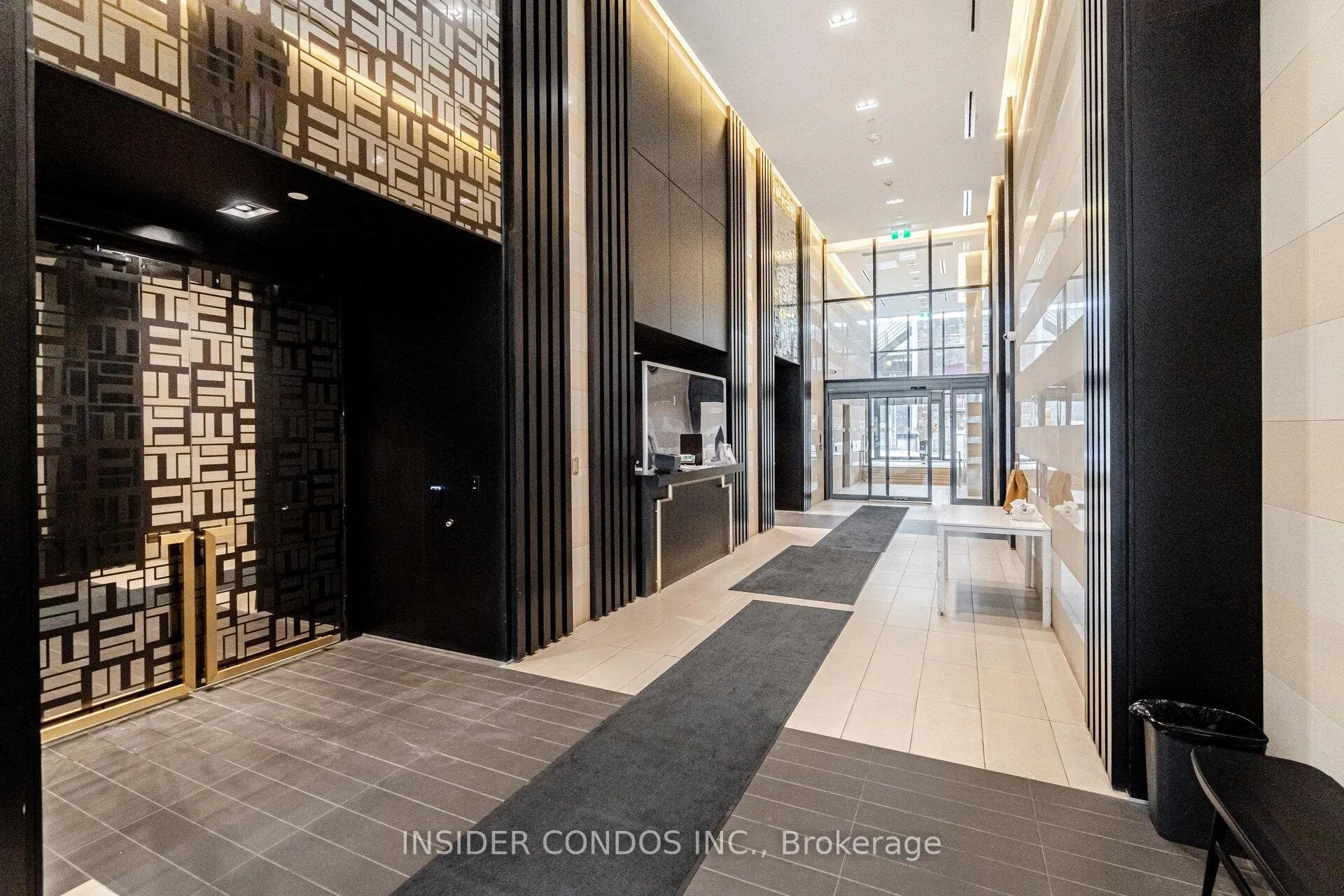 Photo 4 of Unit 5202, 501 Yonge Street, Toronto, Church-Yonge Corridor — HOMEH