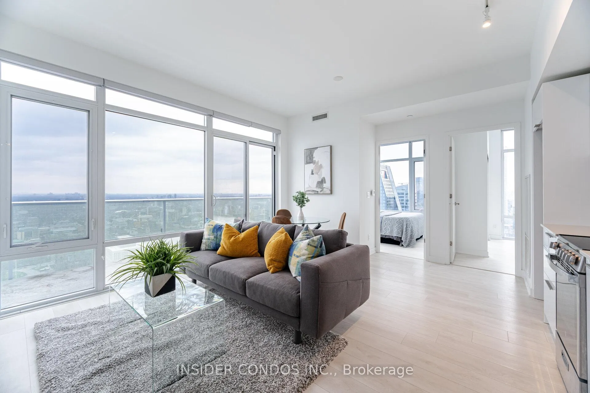 Photo 9 of Unit 5202, 501 Yonge Street, Toronto, Church-Yonge Corridor — HOMEH