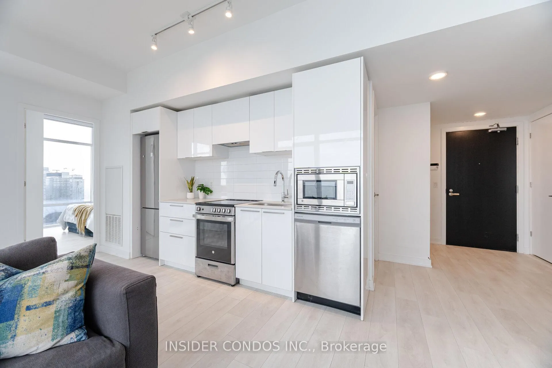 Photo 10 of Unit 5202, 501 Yonge Street, Toronto, Church-Yonge Corridor — HOMEH