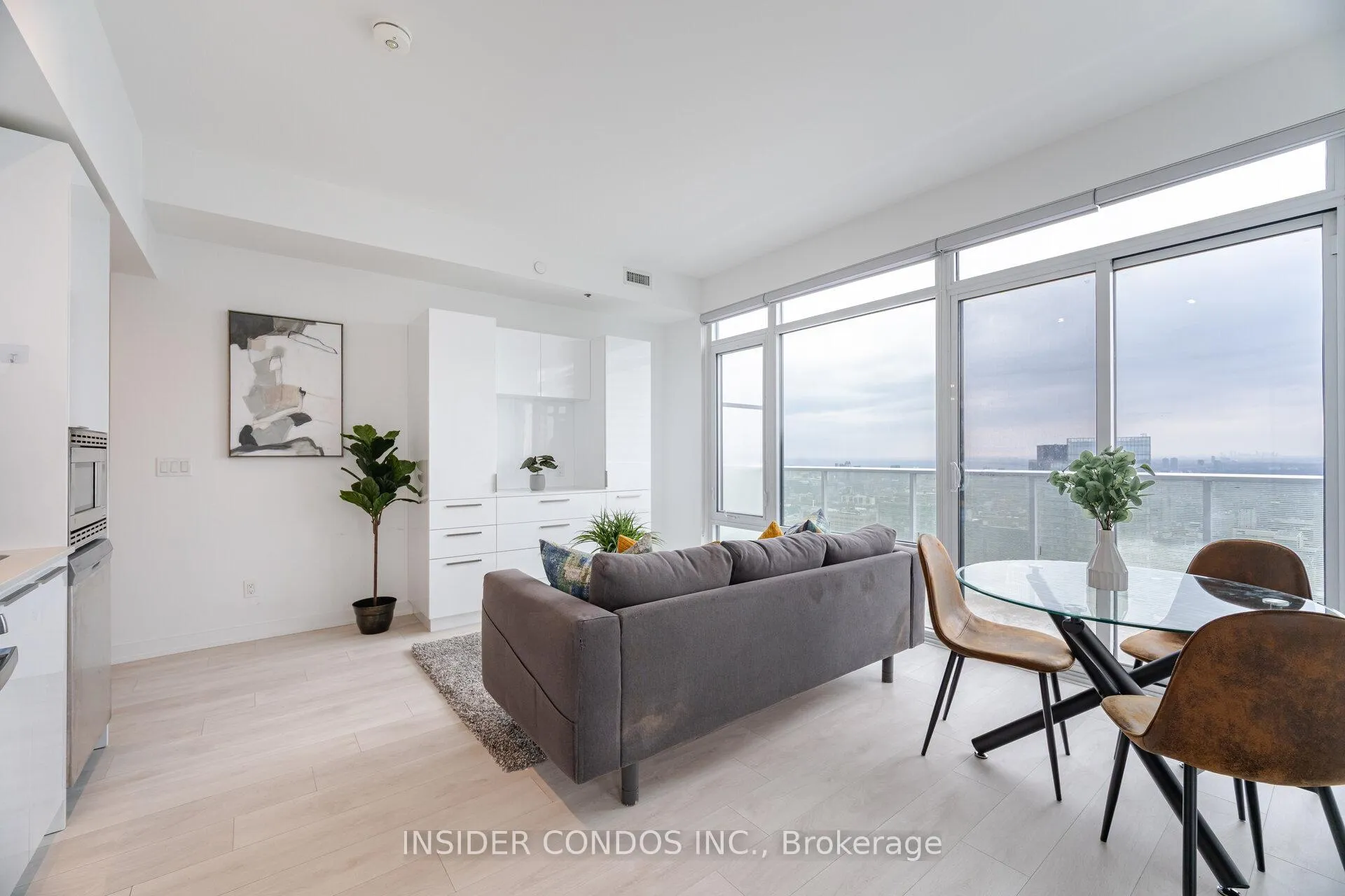 Photo 13 of Unit 5202, 501 Yonge Street, Toronto, Church-Yonge Corridor — HOMEH