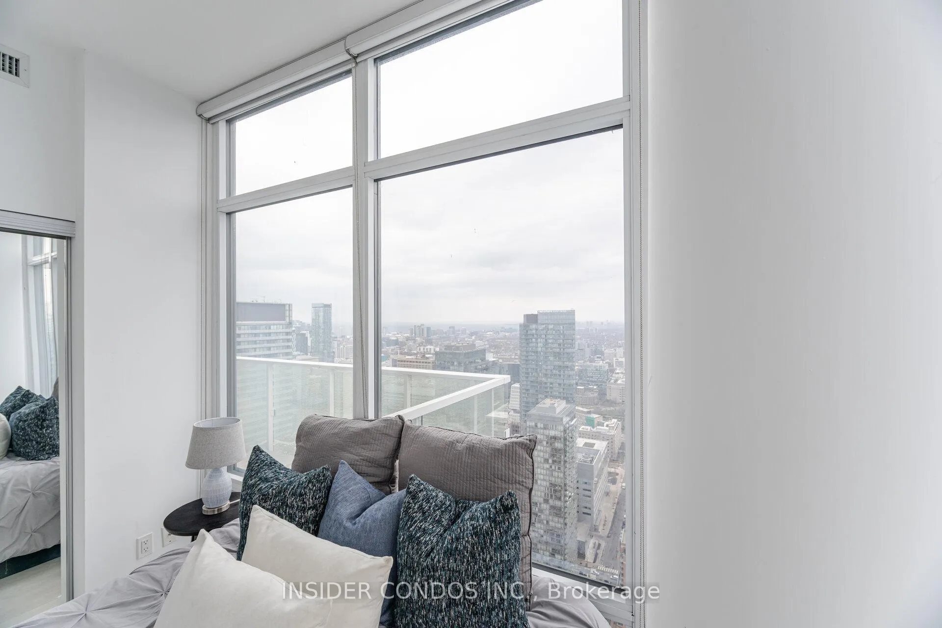 Photo 27 of Unit 5202, 501 Yonge Street, Toronto, Church-Yonge Corridor — HOMEH